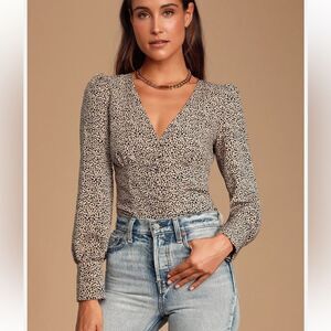 Lulus Sweet Spot Taupe Cheetah Print Long Sleeve Button-Up Top Women’s Medium